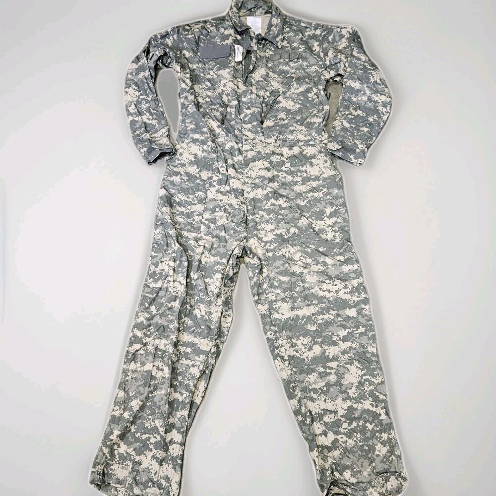 NEW Digital Camo Military Mechanics Coveralls Size Large ACU West Point Apparel